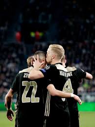 Donny Van De Beek Of Ajax Celebrates 1 1 With Hakim Ziyech Of Ajax Uefa Champions League Hakim Ziyech Champions League