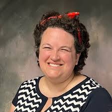 Erin Dooley's Instagram, Twitter & Facebook