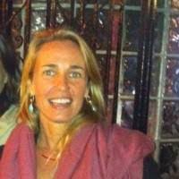 Caroline Manzi's Instagram, Twitter & Facebook