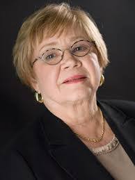 Janet Pulliam's Instagram, Twitter & Facebook