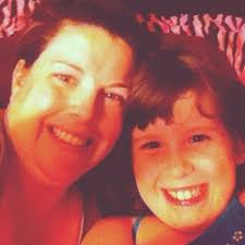 Roxanne Nixon's Instagram, Twitter & Facebook