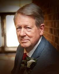 Garrett Winn's Instagram, Twitter & Facebook