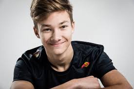 Dennis Hauger klar for tysk og italiensk Formel 4