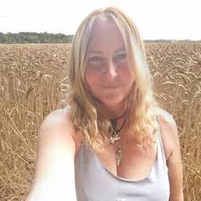 Debbie Mann (debbie_mann0404)