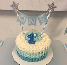 But, you really don't have to limit your choice and stick only to blue. Baby Boy First Birthday Cake Simple Novocom Top