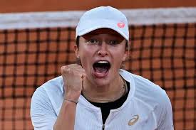 Iga swiatek is a professional polish tennis player. Simona Halep Upset In French Open By Iga Swiatek The New York Times