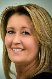 Lori Rossi, Real Estate Agent