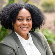 Sabrina Evans's Instagram, Twitter & Facebook