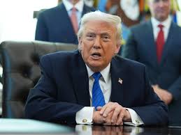 Tổng thống Trump hé lộ đàm phán với Iran giữa lúc Mỹ triển khai hạm đội