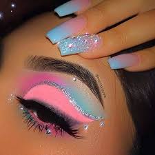 Perfecting the art of makeup takes time. This Eyeshadow Look Is Giving Us Disney Princess Vibes Mariaxleyva Used Our Matte Palette To Cr Creative Eye Makeup Artistry Makeup Eyeshadow Makeup