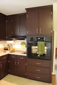 Best Color To Paint Kitchen Cabinets Painted Kitchen Cabinets Colors Kitchen Cabinet Color Schemes Brown Kitchen Cabinets