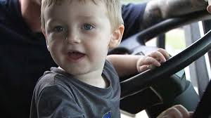 Firefighters surprise 3-year-old with birthday party after several guests  cancel last minute