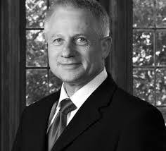 Nora Killian's Instagram, Twitter & Facebook