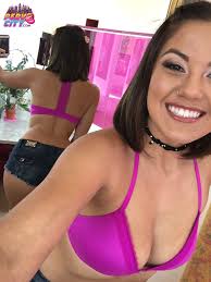 Kendra Spade: The Queen of Spades! - Pornstar Interviews