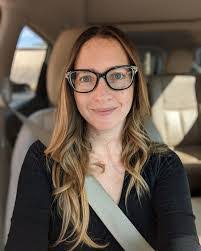 Heather Ash's Instagram, Twitter & Facebook