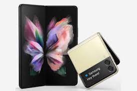 It spins to show the sides and the rear of the phone and then shifts upwards to show the sides of the phone and the hideaway hinge. Samsung Galaxy Z Flip 3 And Z Fold 3 S Pen Images Leak Ahead Of Launch Check Specifications Price Camera