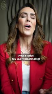 Jacky Bracamontes ha añadido una foto...