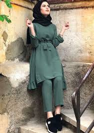 Pin By Sena Karaoglu On Plate Hidzhab In 2020 Hijab Fashion Muslim Fashion Outfits Hijabi Outfits Casual