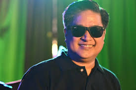 Sen. Grace Poe & Neil Llamanzares An oft-told love story