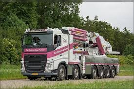 Pin De Pk Bus Design Em Volvo Truck Caminhoes