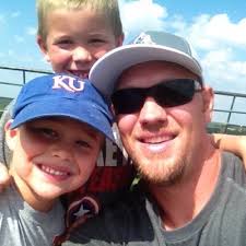 Brandon May (@cityhick2)