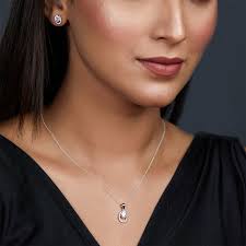 Buy Online Fashion Accessories' Stores for Women