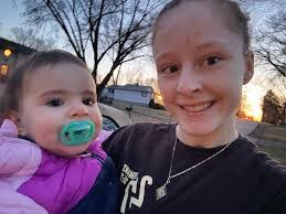 Arielle Parrish's Instagram, Twitter & Facebook