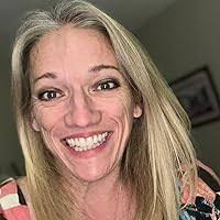 Lili Anderson's Instagram, Twitter & Facebook