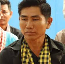 ថ្ងៃនេះសាក់ស្ងោរជ្រក់ត្រី...