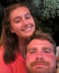 KD has my 💚 #kappadelta