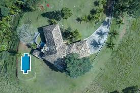Proceed reading this article to find out interesting information about neymar houses and cars, as well as other luxury items. 6 Bedroom Luxury House For Sale In Portobello Mangaratiba Rio De Janeiro 34855662 Luxuryestate Com