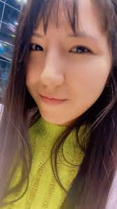 Después de comer🥟🍚🍗, un partido con la familia.⚽️🤍