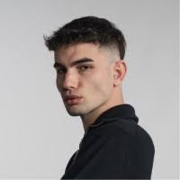 10+ perfiles de «Adrian Valera»