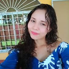 Esther Rendón (@EstherRend32886)