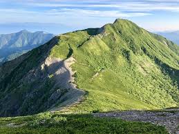山とお酒のエトセトラ 06 いざ夏山へ 桃のブランデーをおともに 南ア南部のド真ん中を縦走する hyakkei ドットヒャッケイ 風景 ファンタジーな風景 山