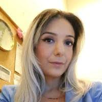 Annie Mcqueen's Instagram, Twitter & Facebook