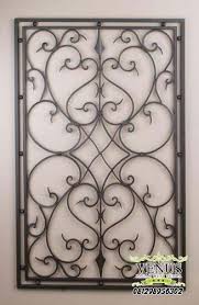 Pin Di Arte Metalico