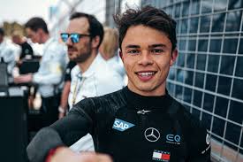 Former f2 champion nyck de vries and former mclaren f1 driver stoffel vandoorne are currently driving for the mercedes e team. Vandoorne And De Vries To Test For Mercedes In Abu Dhabi