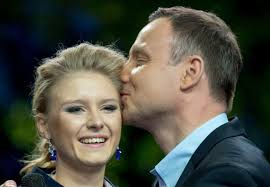 Maybe you would like to learn more about one of these? Kinga Duda Nie Wychodzi Za Maz Co Wiemy O Corce Andrzeja Dudy Plejada Pl