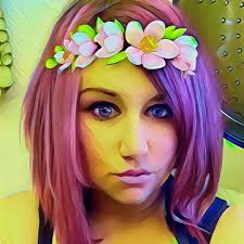 Hair stylist, Brittany Davenport