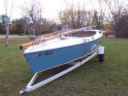 10 Sailboat Ideas Sailboat Dinghy Sailing Dinghy