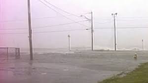 Hurricane bob drove a surge of 10 to 15 feet into buzzards bay, with the highest surge arriving during the incoming tide. D Wnpzybfdqxem