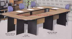 Namun, meja rapat model formal tetap tersedia bagi kegiatan rapat yang resmi. Bentuk Meja Rapat Untuk 20 Orang Seputar Bentuk