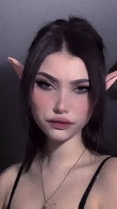 al.moon.ex (@al.moon.ex)’s videos with оригинальный звук