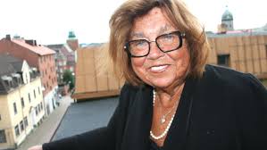 Lovar sin röst till Hillary