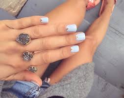 Professionally performed and classy nail ideas pattern on nails can be done not only with the help of brushes, but also with the help of dots. Classy Nail Art Designs For Short Nails The Nailbox The Nailbox
