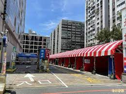 仁愛醫院民國 89 年開業，主要從事醫院療養看護業；為衛生署醫療發展基金輔導興建。 本院秉持著『熱誠、積極、品質、效率』的理念，以提供優良醫療服務為目標，除了有良好工作環境、也提供學習及成長的空間，歡迎優秀的朋友一起加入 仁愛醫院 的工作行列。 Mivintowifcbm