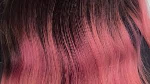 Video i 4k og hd klar til næsten enhver nle nu. This Woman S Hair Went From Magenta To Platinum Blonde After Color Correction Allure