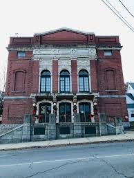 Orange Town Hall Orange Massachusetts Paul Chandler December 2018 Town Hall Historic Buildings Towns