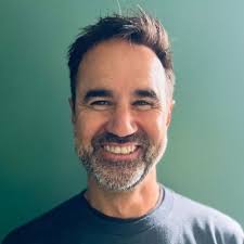 Today is day one with my new colleagues at Wunderman Thompson. I'm looking  forward to meeting and working with all the talented people here! New  horizons folks. Every day new horizons! |